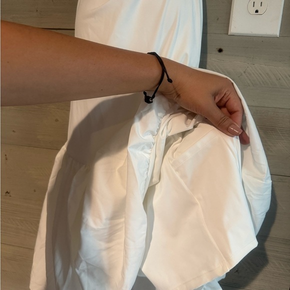 Elegant White Mini Dress - Picture 3 of 9